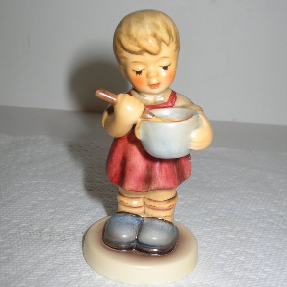 M l Hummel Goebel Figurine 